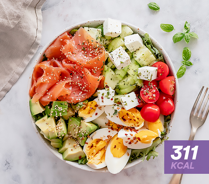 Salada de Salmão Fumado e Queijo Feta salada de salmão fumado e queijo feta
